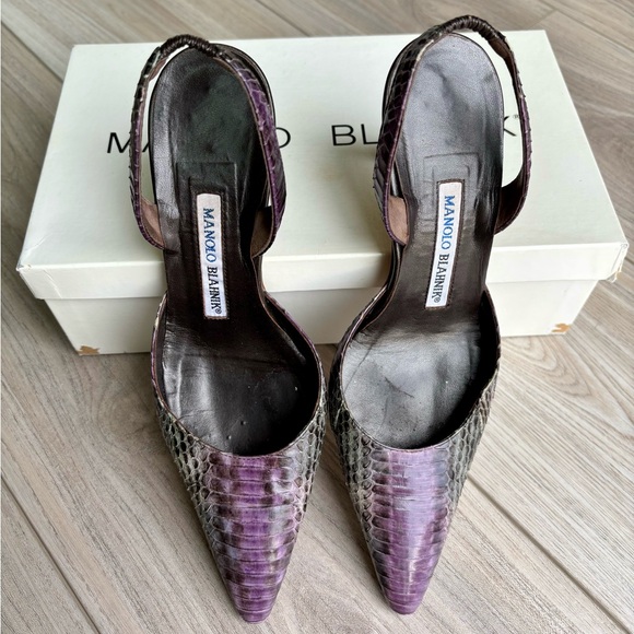 Manolo Blahnik Purple Snakeskin Heels - Picture 2 of 4